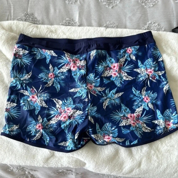 Holpick blue tropical floral print top and swim shorts bathing suit size 22W NWT - Picture 8 of 9